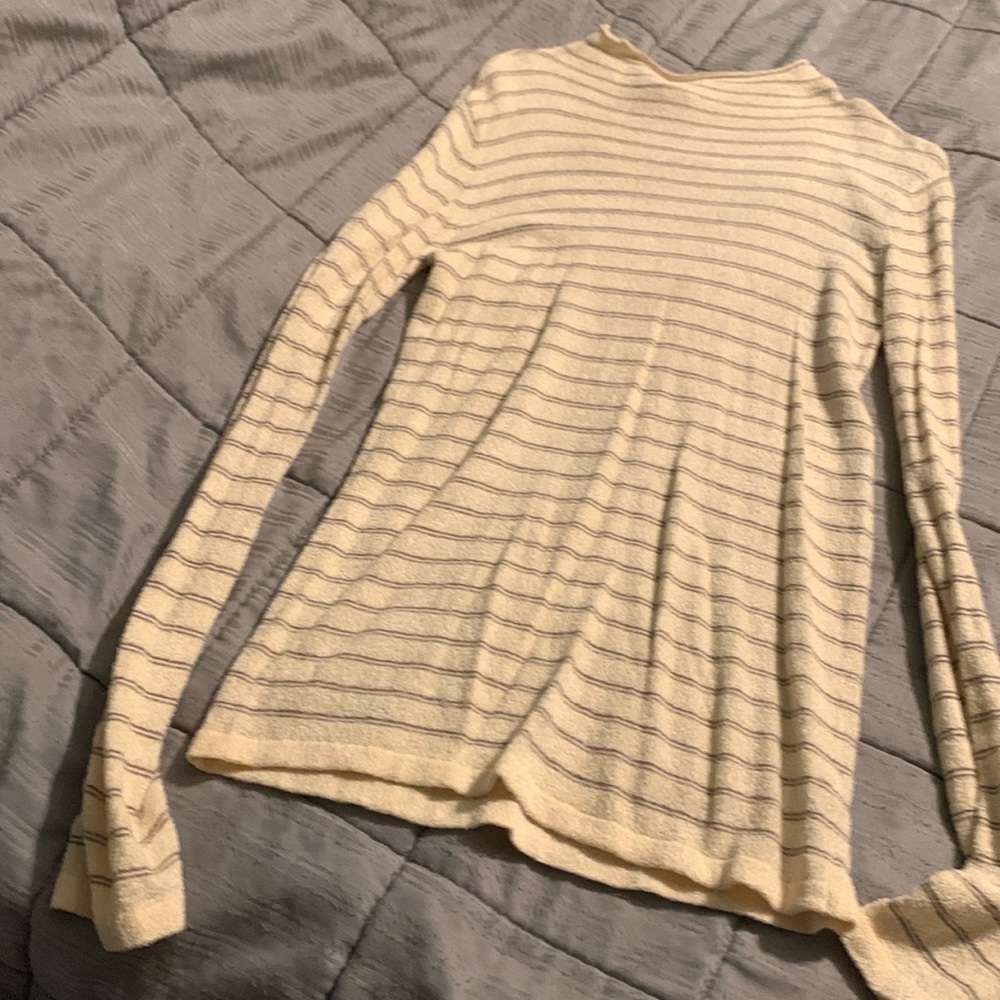 Women’s mock neck top